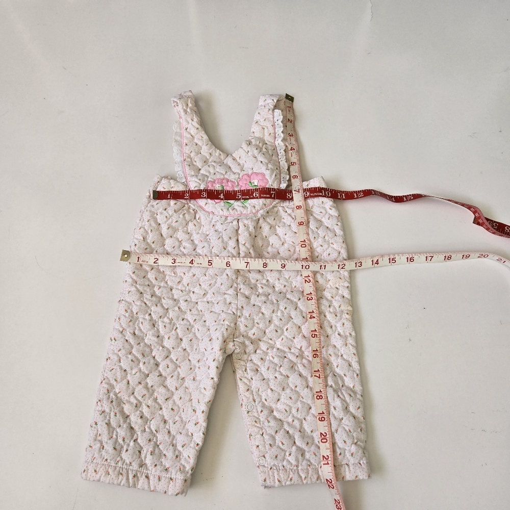 VTG Tiny Tots Baby Girl 12 months Quilted overalls Pink Floral Carrot Romper 90s - Picture 16 of 17